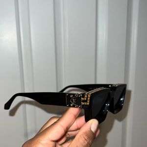 1.1 Louis Vuitton Millionaire Glasses